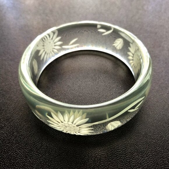 Vintage Clear Lucite Bangle Bracelet Aquamarine Tint Reverse Carved Acrylic - Picture 1 of 9